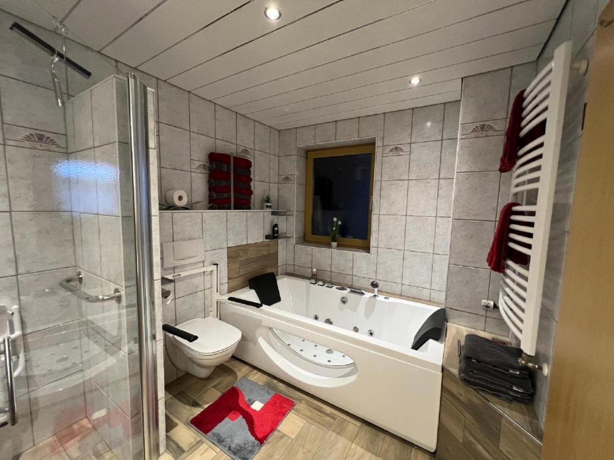 Ferienwohnung "Auszeit" Mit Garten Sankt Oswald-Riedlhuette Exterior foto